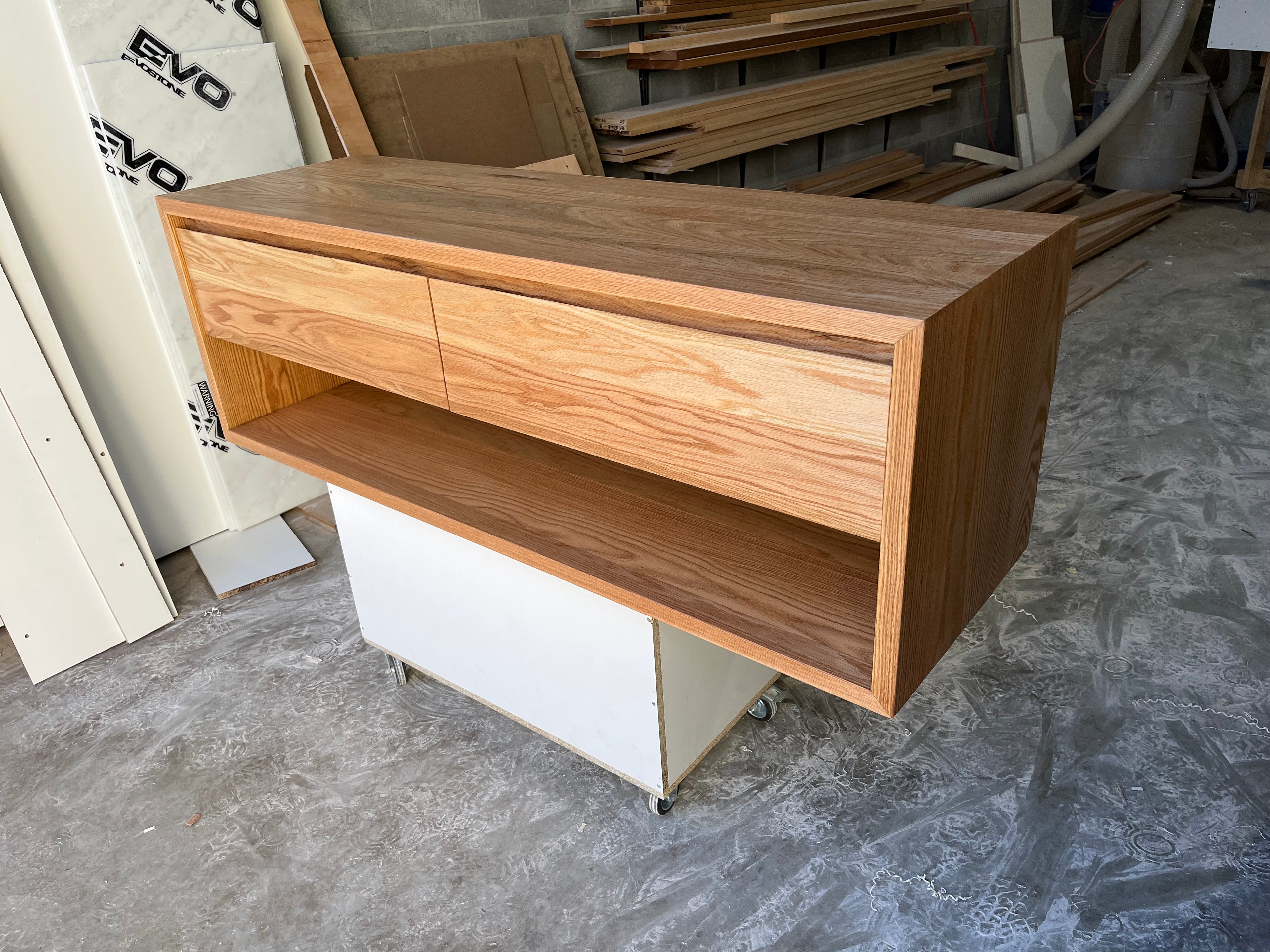 Kanangra Vanity