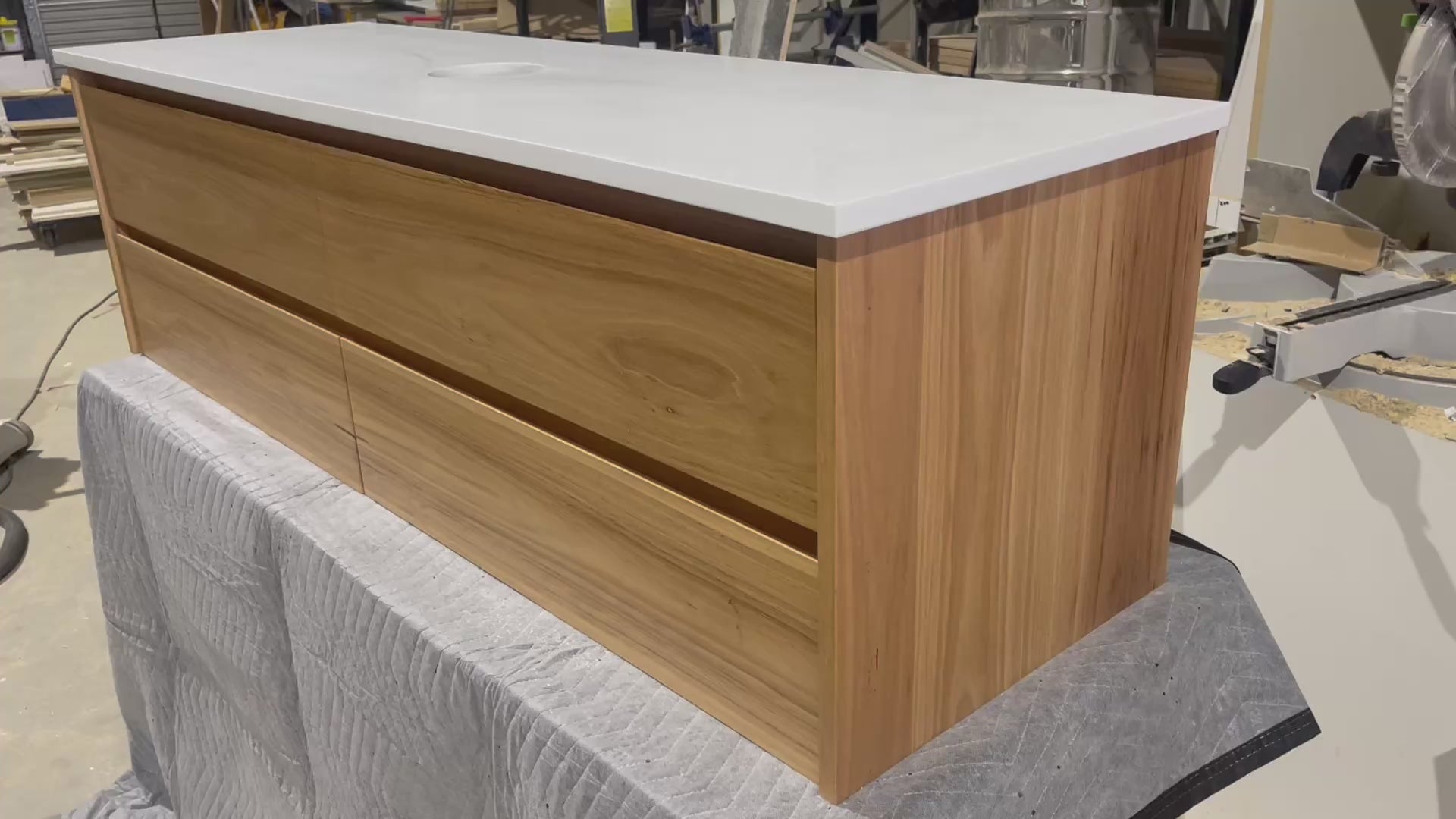 Amaroo Vanity