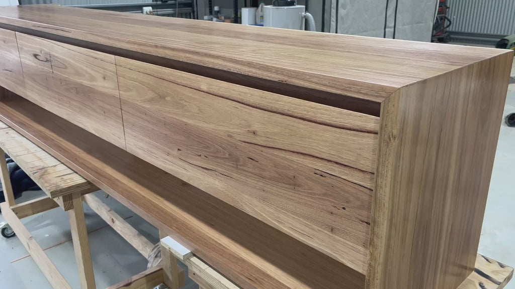 Kanangra Vanity