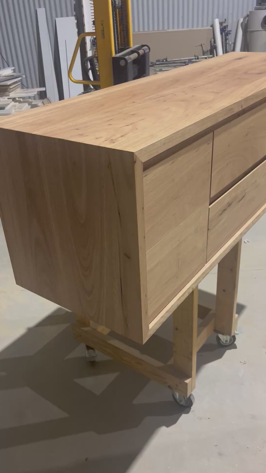 Dianella Vanity